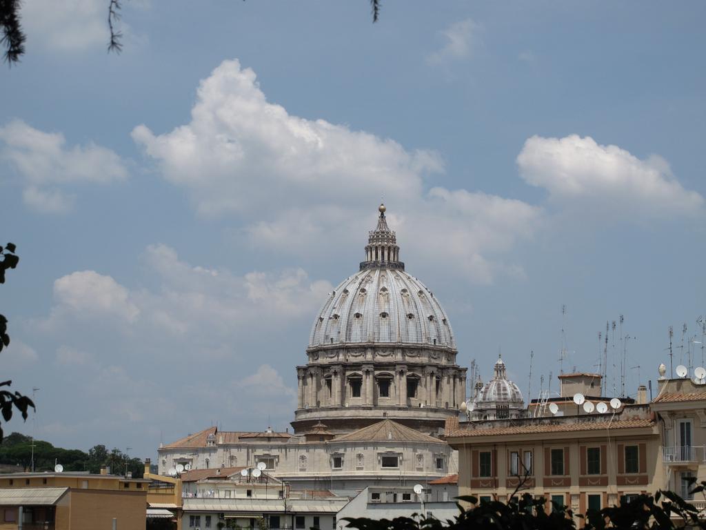 Ferrari Al Vaticano Rzym Zewnętrze zdjęcie