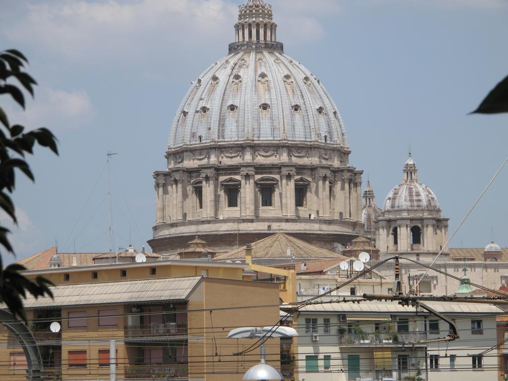 Ferrari Al Vaticano Rzym Zewnętrze zdjęcie